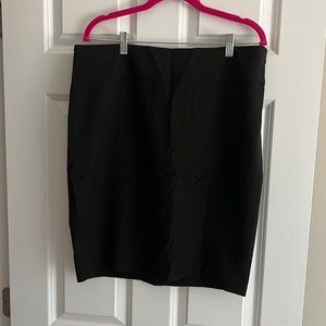 The limited black collection side zip pencil suiting skirt